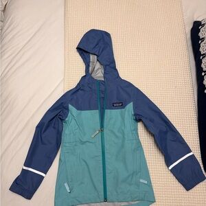 Patagonia Kids' Teal and Navy Raincoat